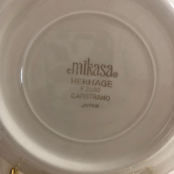 3 Pcs. Mikasa Heritage  Capistrano F2010 Plates - Picture 6 of 9